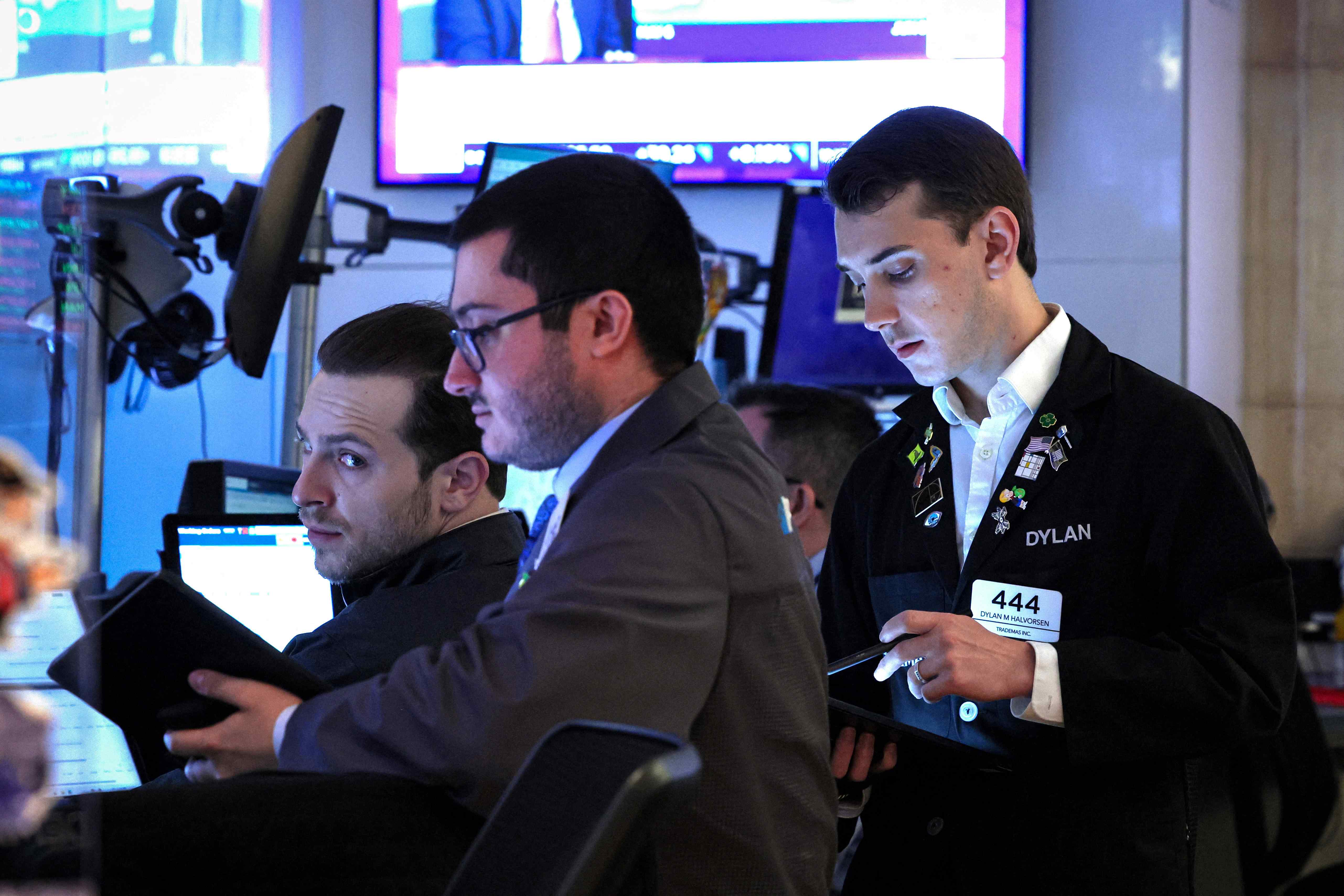 Ações de IA puxam alta em Wall Street antes de inflação nos …