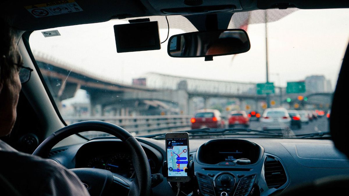Apps de transporte testam pagamento antecipado por corrida