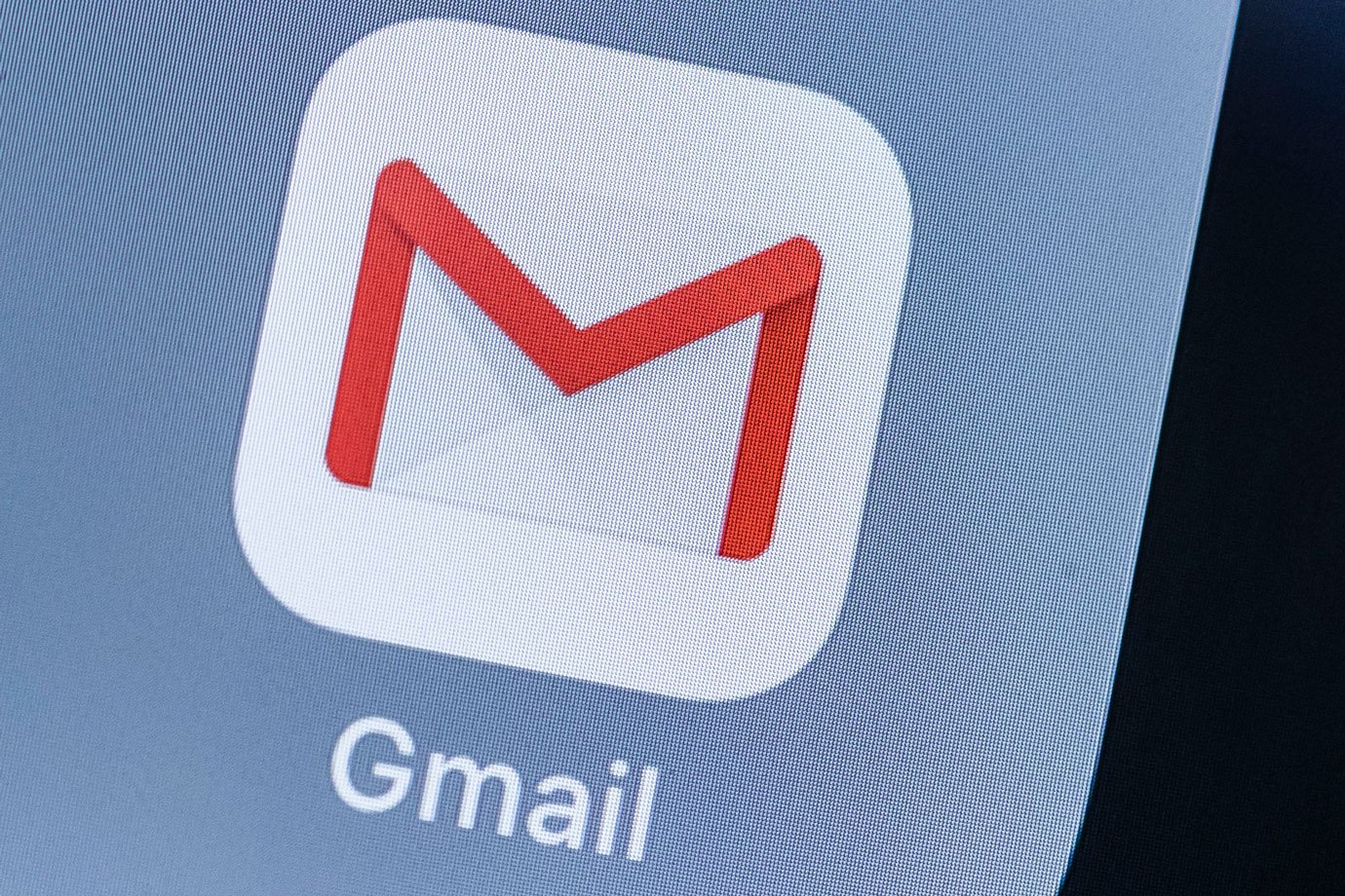 Caixa de entrada caótica? IA organiza seus e-mails e te salv…