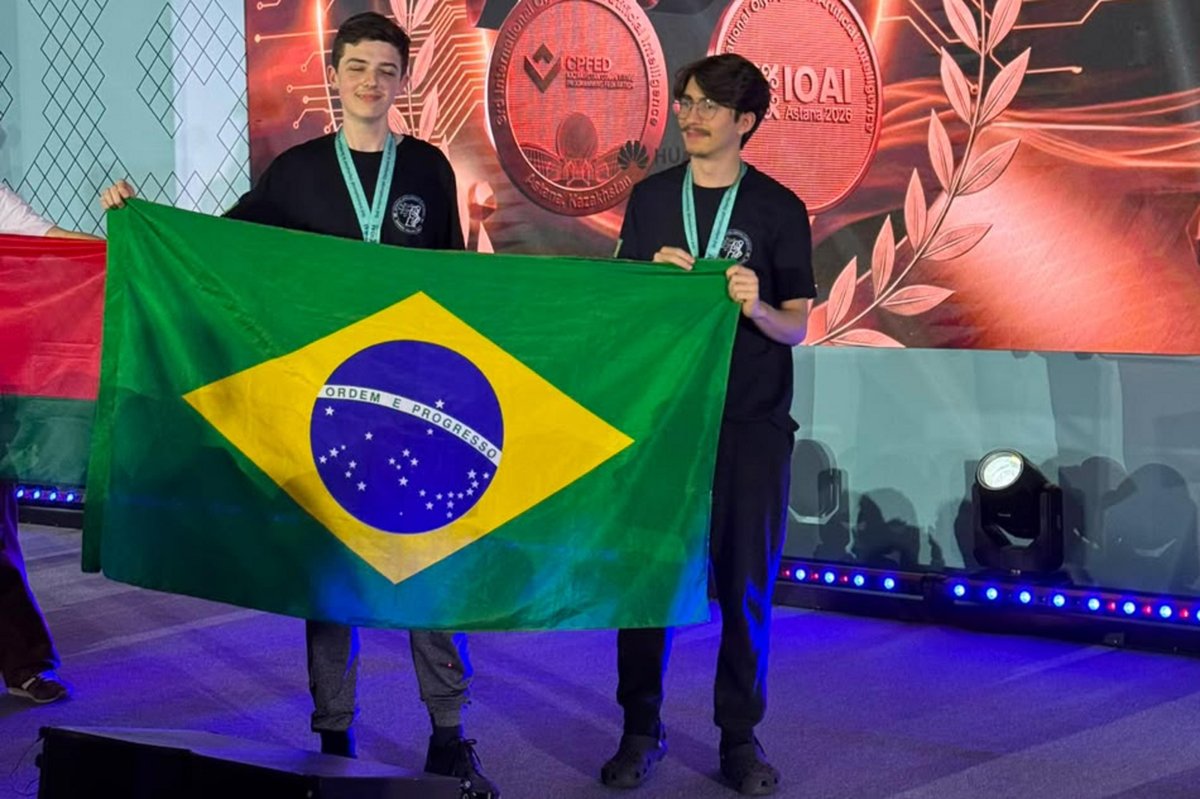 Gaúchos vencem olimpíada mundial de IA no Cazaquistão