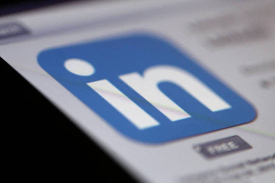 LinkedIn com IA: Perfis Otimizados Têm 21x Mais Visualizaçõe…
