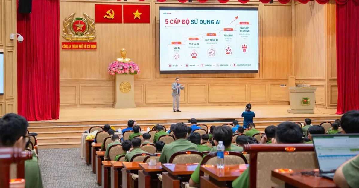 Polícia de Ho Chi Minh treina com inteligência artificial