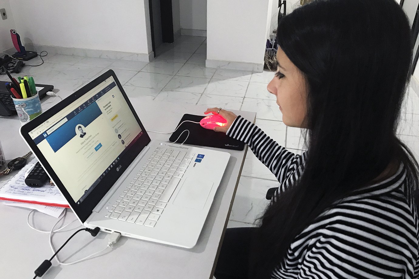 Seu LinkedIn afasta vagas? IA pode turbinar seu perfil!
