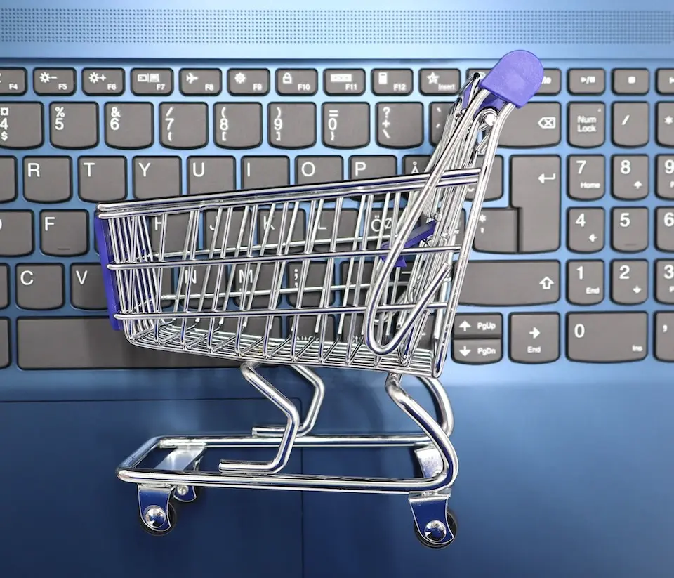 Vitrine digital: como a IA decide o que você compra